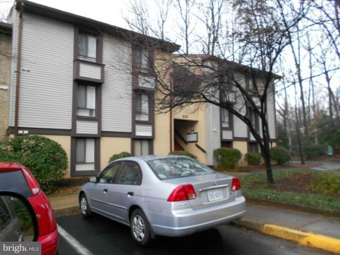 11627 Stoneview Square, Unit 78/2B Reston, VA 20191 - Photo 17 of 17 Exterior (Front)