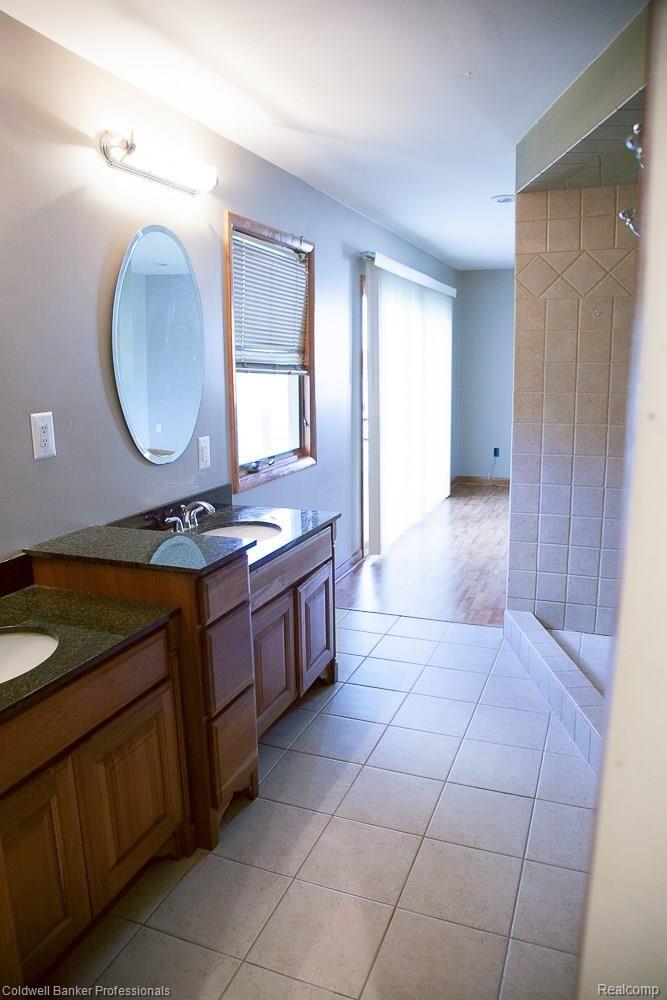 6548 Andersonville Road Clarkston, MI 48346 - Photo 14 of 35 IMG_6230.jpg
