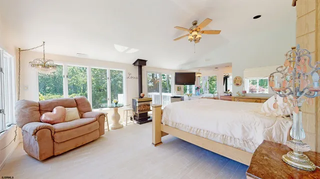 $3,975 | 20 South Laurel Drive, Somers Point, NJ 08244