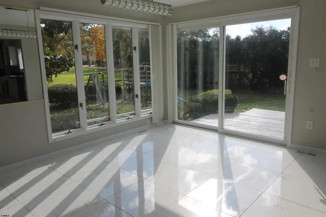 $3,975 | 20 South Laurel Drive, Somers Point, NJ 08244