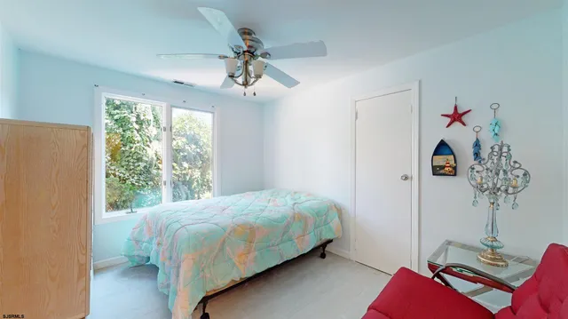 $3,975 | 20 South Laurel Drive, Somers Point, NJ 08244