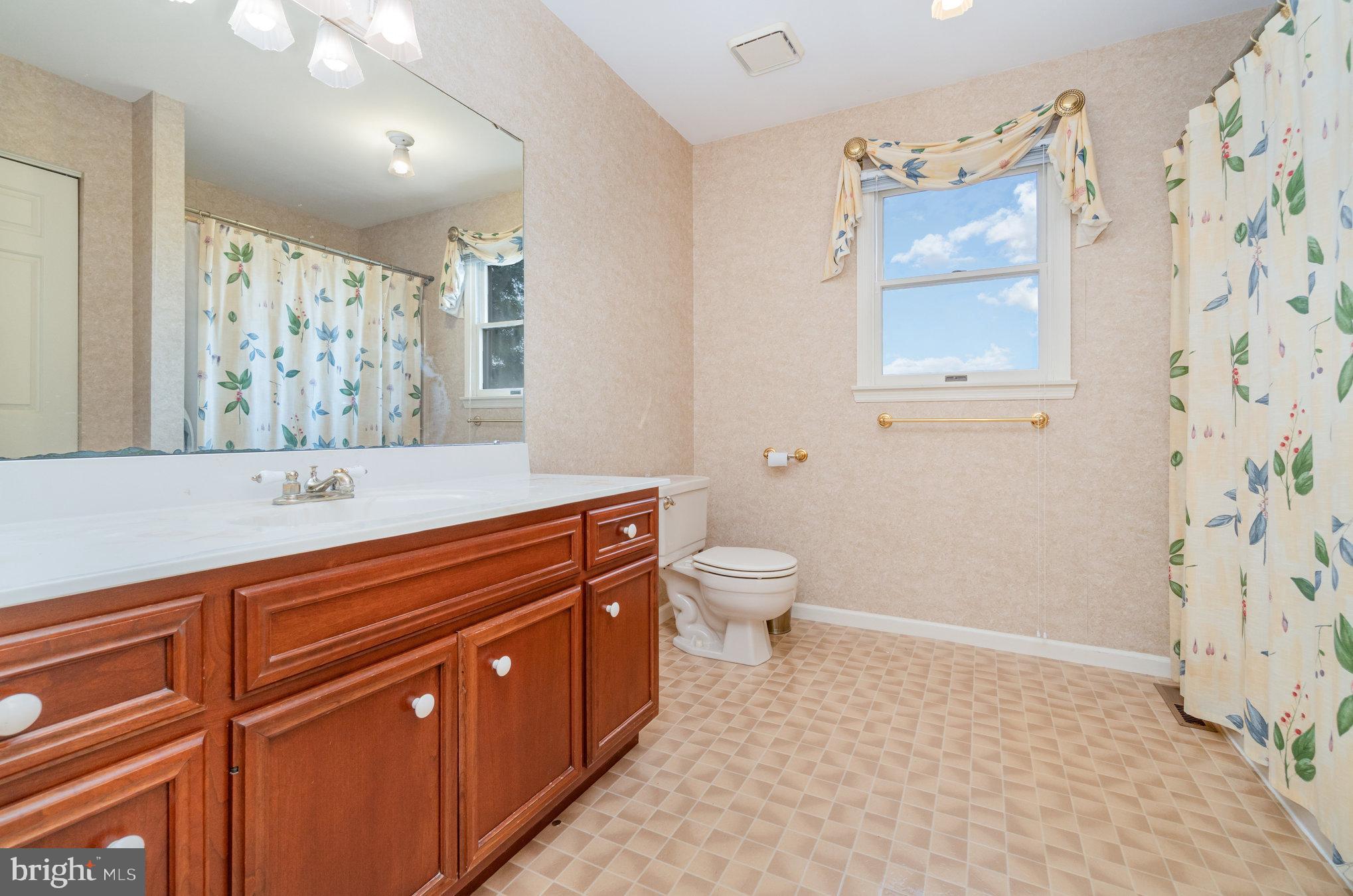 25 Estates Drive Reading, PA 19606 - Photo 30 of 43 a spacious bathroom with a sink toilet and shower