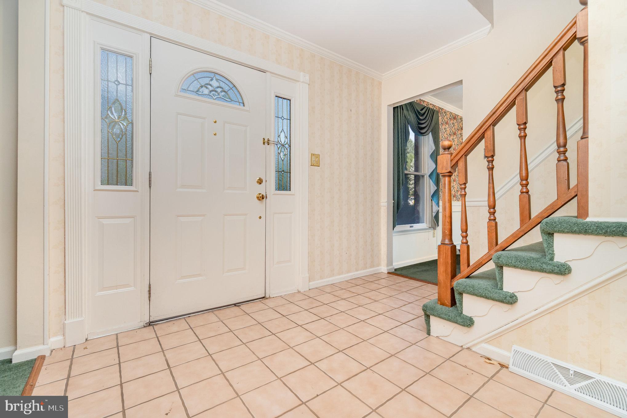 25 Estates Drive Reading, PA 19606 - Photo 9 of 43 a view of an entryway