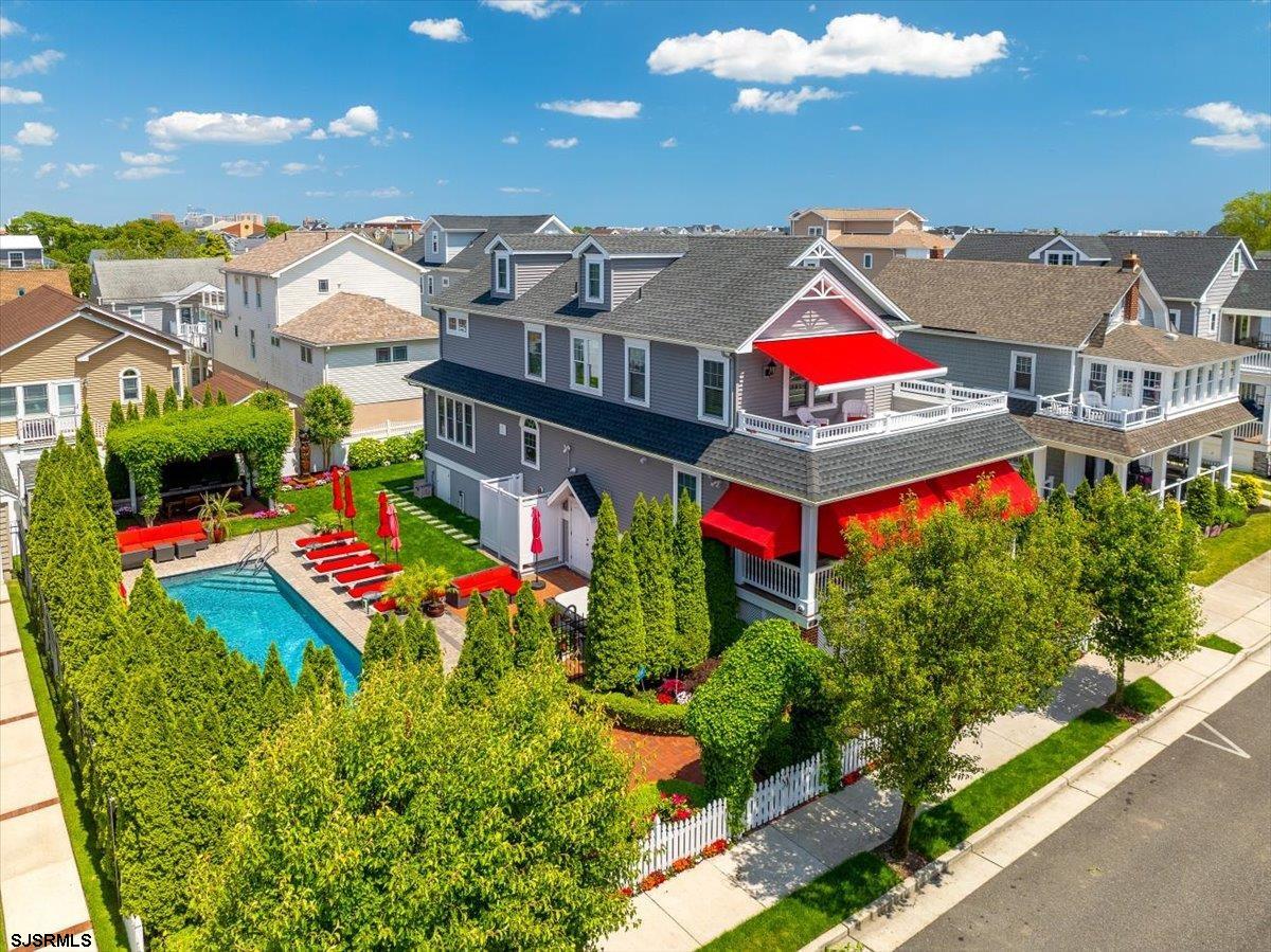 213-215 North Lancaster Ave  