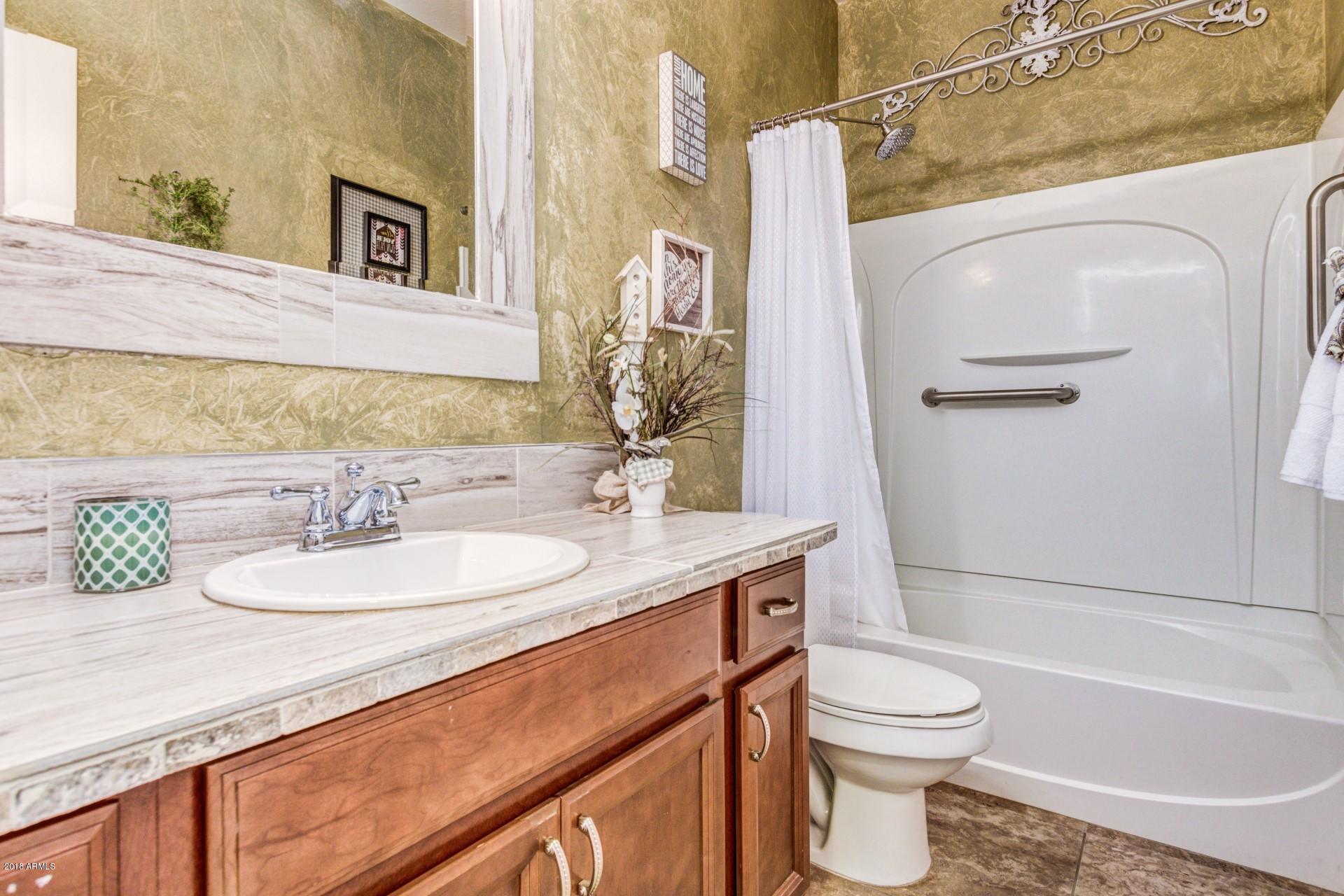 421 East Summerside Road Phoenix, AZ 85042 - Photo 50 of 53 Guest Bath