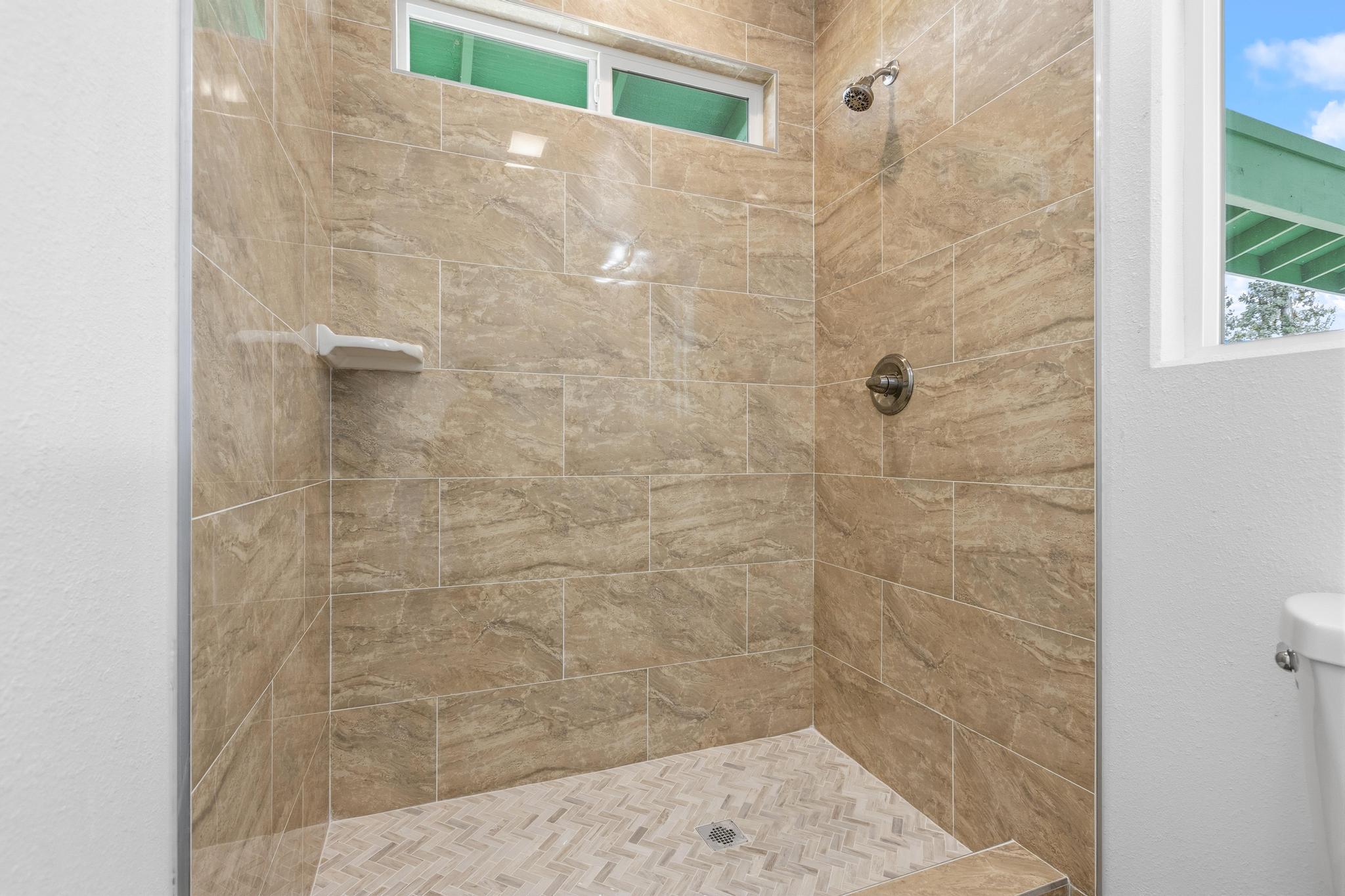 18-7842 Kaniela Road Mountain View, HI 96771 - Photo 18 of 30 a bathroom with a shower