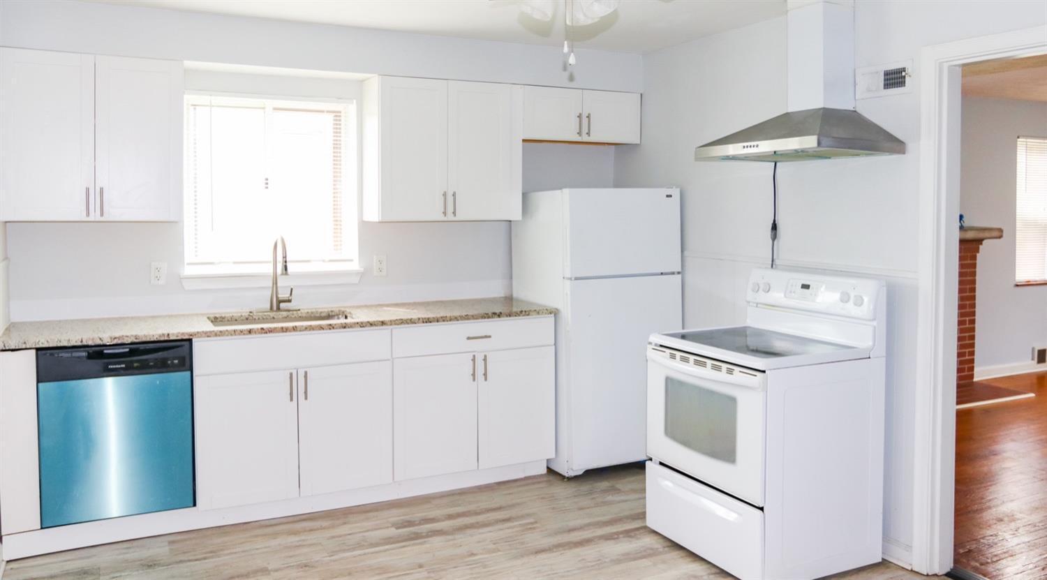511 West North Bend Road Cincinnati, OH 45224 - Photo 12 of 28