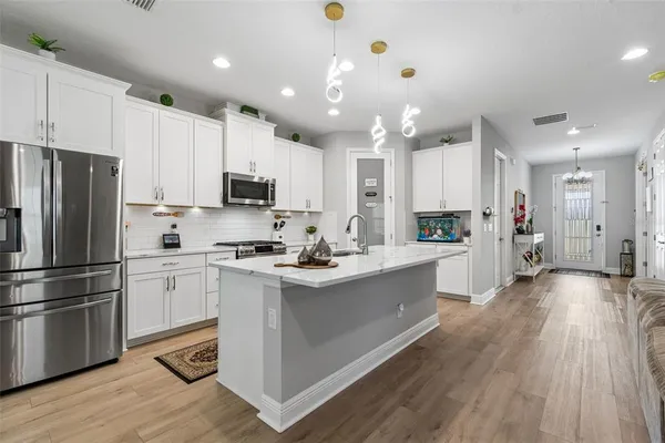 $844,000 | 4300 Burdick Loop, Odessa, FL 33556