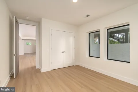 $3,195,000 | 104 Mashie Court Southeast, Vienna, VA 22180