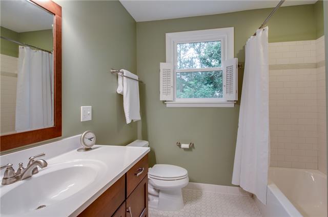 809 Mitchell Road Nashville, TN 37206 - Photo 10 of 19