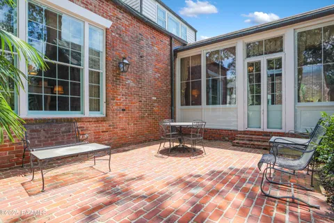 $1,795,000 | 130 Twin Oaks Boulevard, Lafayette, LA 70503