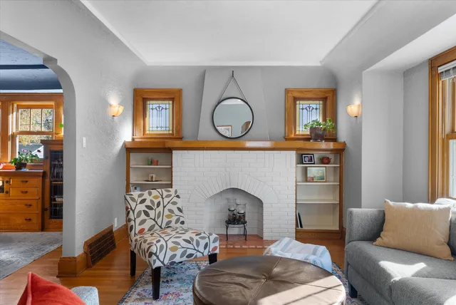 $400,000 | 6742 Hillside Lane, Wauwatosa, WI 53213