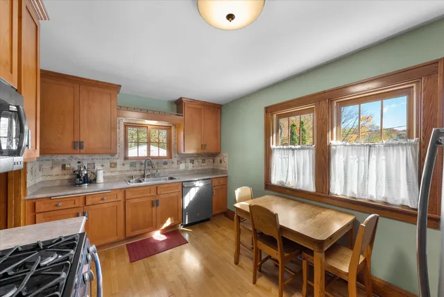 $400,000 | 6742 Hillside Lane, Wauwatosa, WI 53213