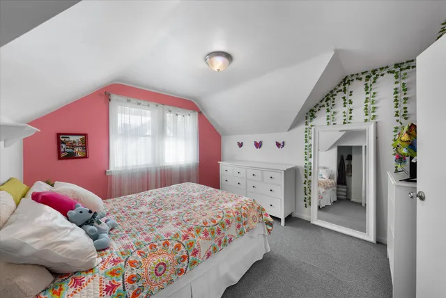 $400,000 | 6742 Hillside Lane, Wauwatosa, WI 53213