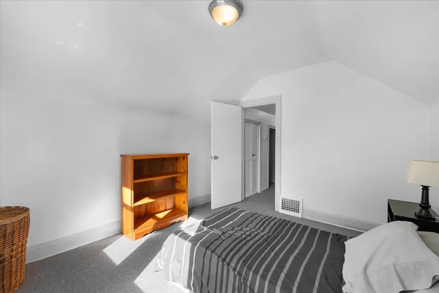 $400,000 | 6742 Hillside Lane, Wauwatosa, WI 53213