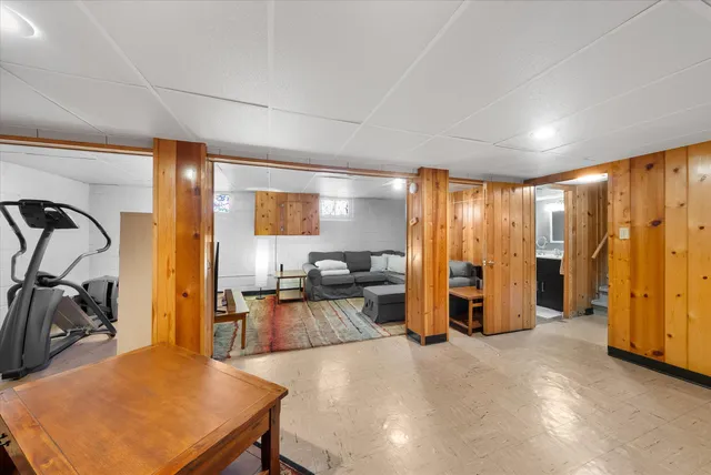 $400,000 | 6742 Hillside Lane, Wauwatosa, WI 53213