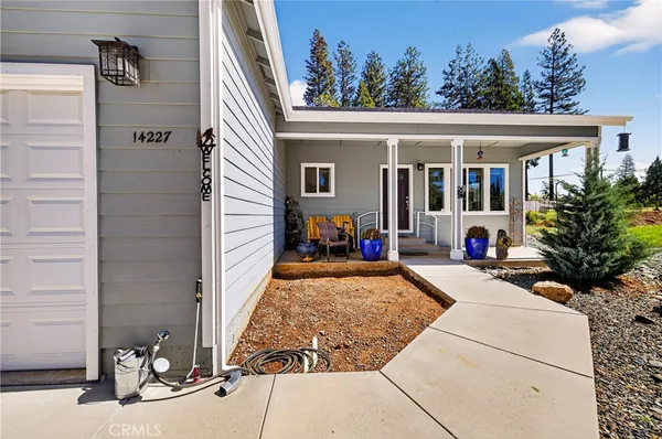 $319,900 | 14227 Elmira Circle, Magalia, CA 95954