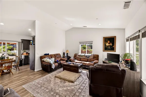 $319,900 | 14227 Elmira Circle, Magalia, CA 95954