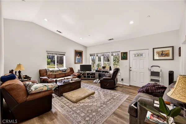 $319,900 | 14227 Elmira Circle, Magalia, CA 95954