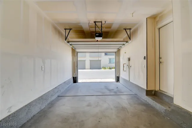 $2,195 | 7030 Spicy Merlot Street, North Las Vegas, NV 89086