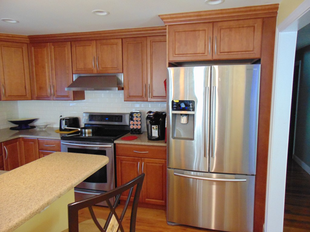 74 Old Nahant Road Wakefield, MA 01880 - Photo 5 of 12 Gallery Image 5