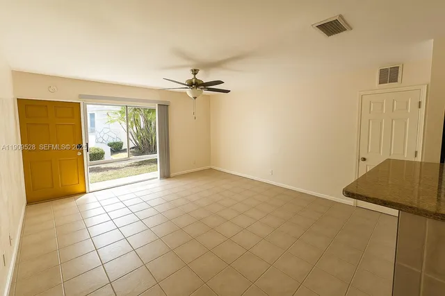 $2,300 | 3217 Northeast 7th Place, Unit 1, Pompano Beach, FL 33062