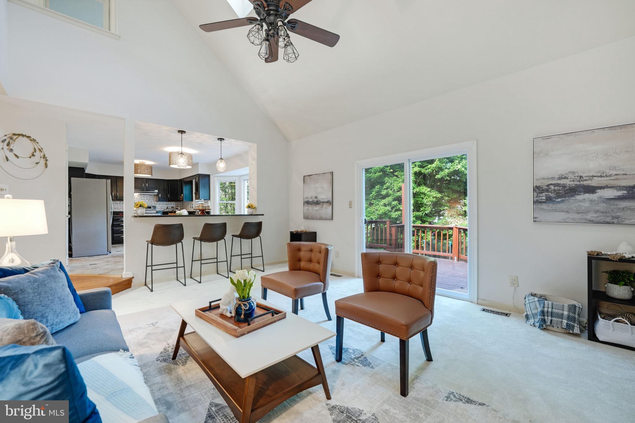 8230 Bell Lane Vienna, VA 22182 - Photo 12 of 54