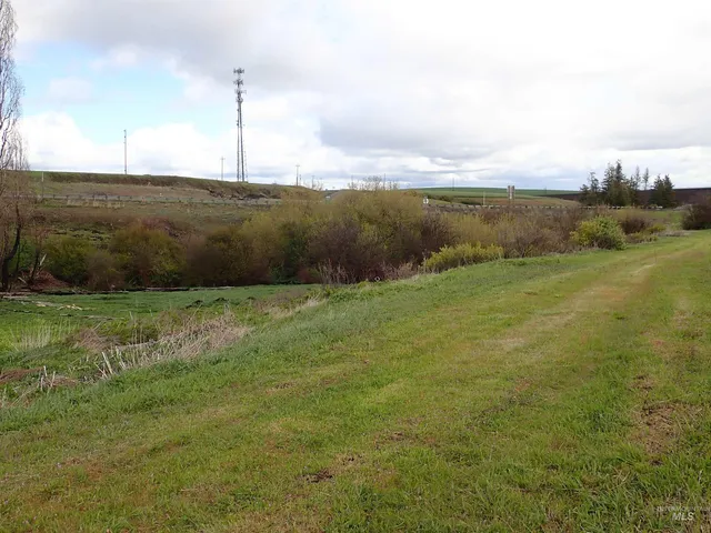 $420,000 | 51 Emerson Road, Uniontown, WA 99179