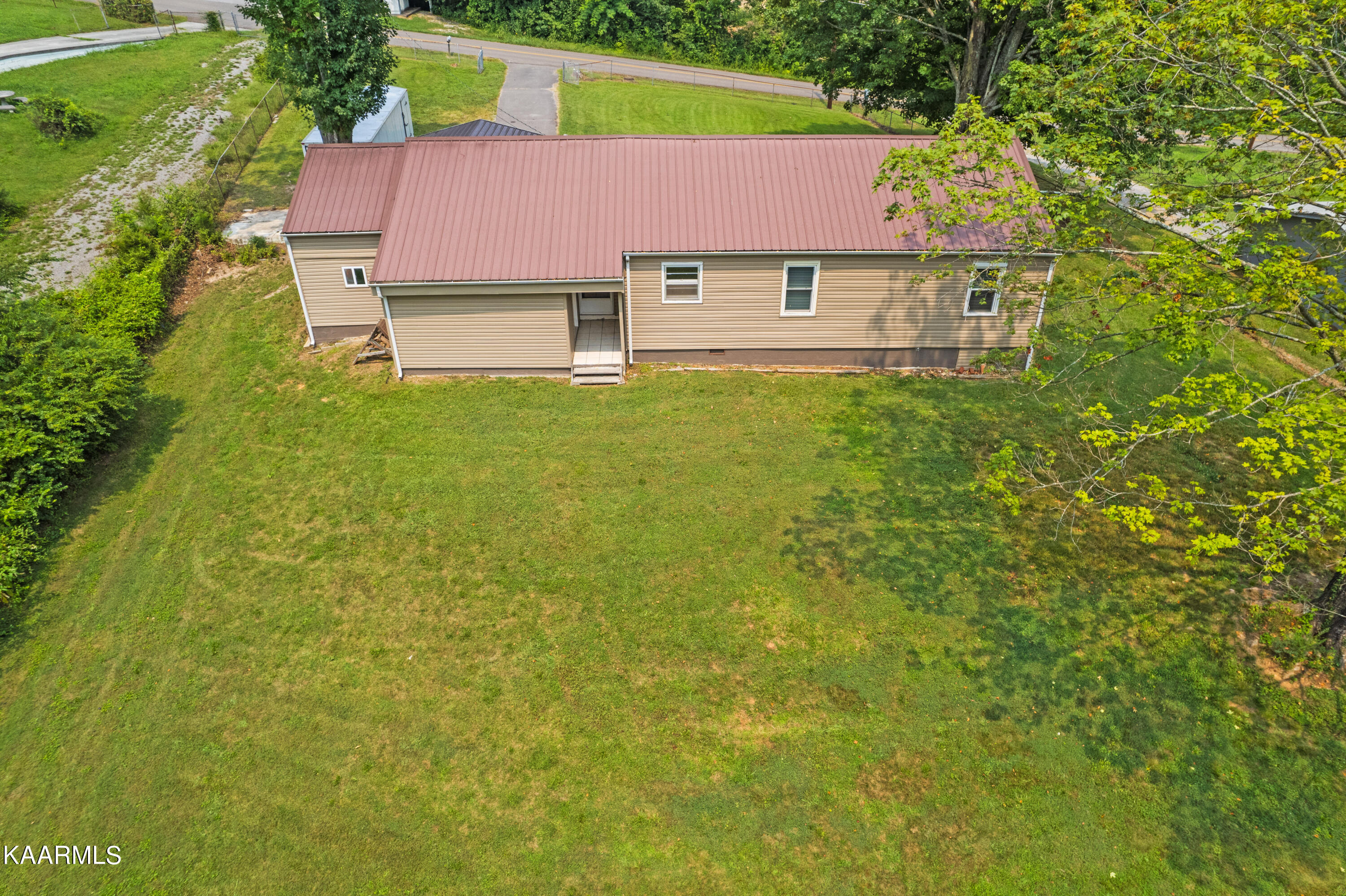 7631 Blueberry Road Powell, TN 37849 - Photo 23 of 24 Blueberry-23
