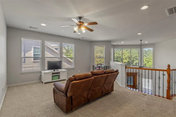 $595,000 | 2302 Grizzly Run Lane, Euless, TX 76039