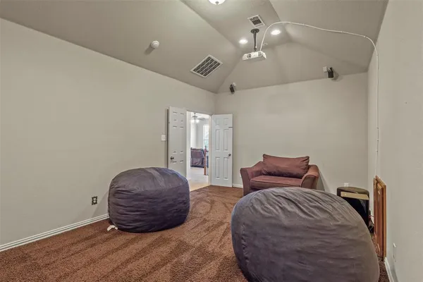 $595,000 | 2302 Grizzly Run Lane, Euless, TX 76039