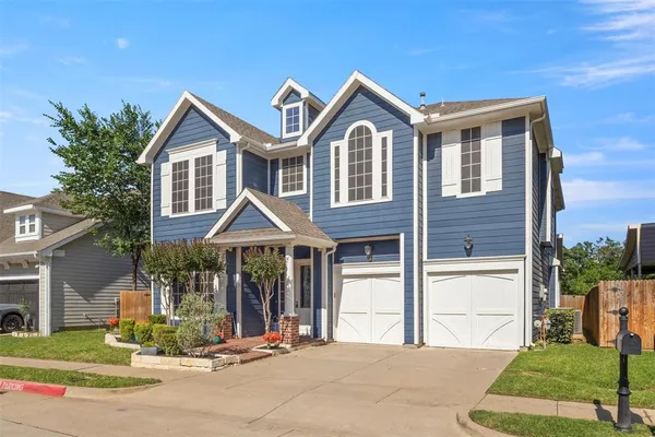 $595,000 | 2302 Grizzly Run Lane, Euless, TX 76039