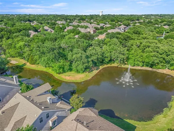 $595,000 | 2302 Grizzly Run Lane, Euless, TX 76039