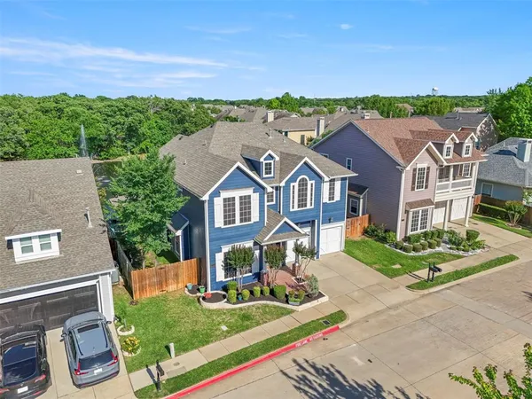 $595,000 | 2302 Grizzly Run Lane, Euless, TX 76039