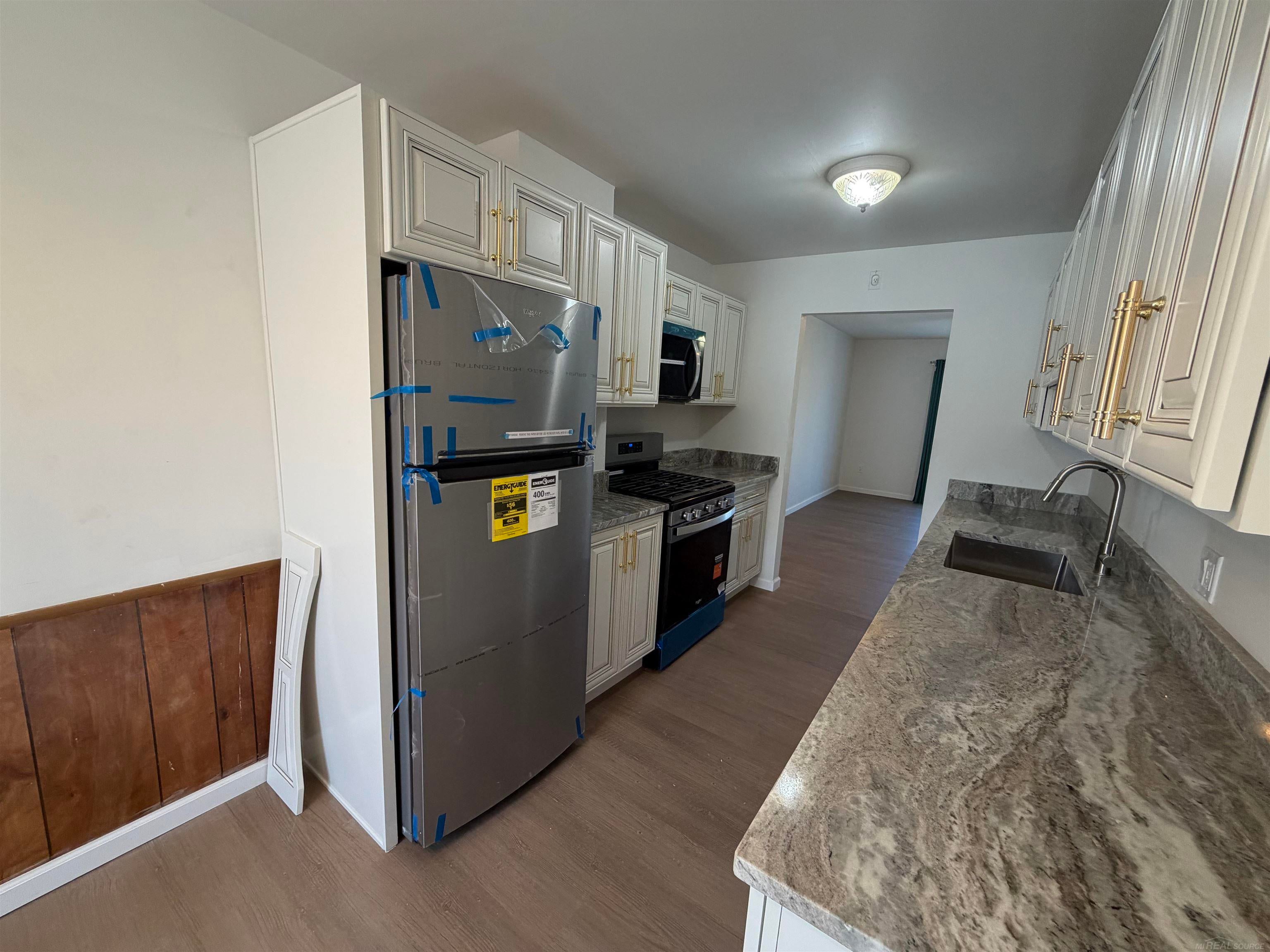 4446 15 Mile Road Sterling Heights, MI 48310 - Photo 13 of 32 Gallery Image 13