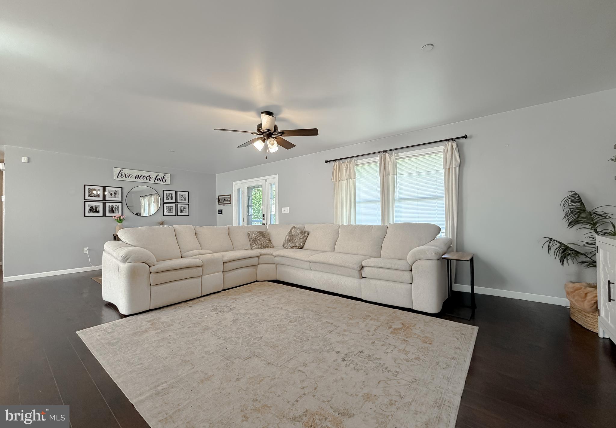 49474 Morning Glory Lane Ridge, MD 20680 - Photo 6 of 56 Large living room