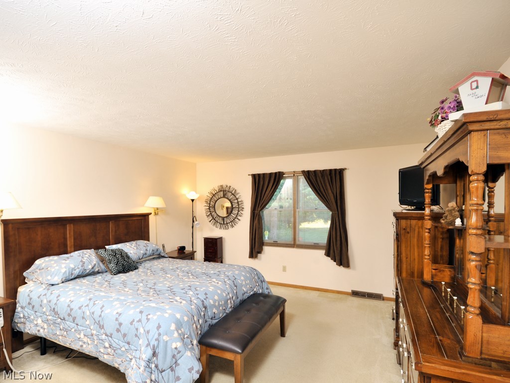 20495 Drake Road Strongsville, OH 44149 - Photo 16 of 35 Gallery Image 16