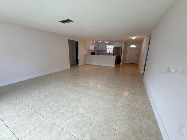 600 Russell Street Longboat Key, FL 34228 - Photo 4 of 13 a view of empty room with furniture