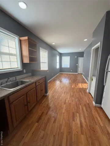 $2,450 | 10 Burnside Avenue, Unit B, Congers, NY 10920