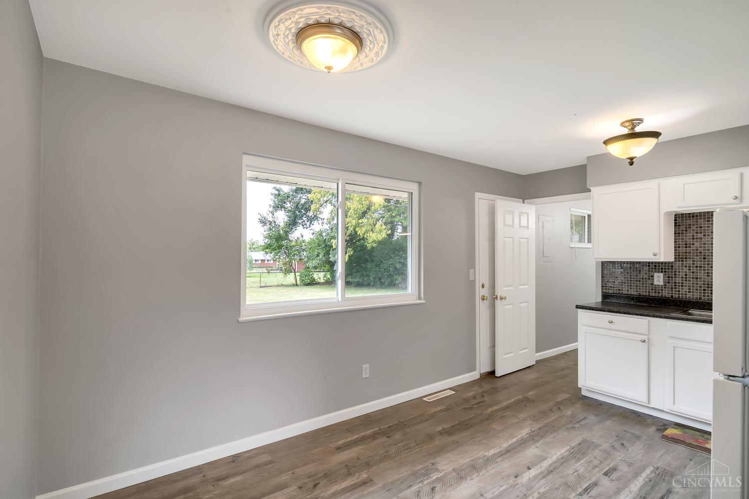 4623 Summerside Road Cincinnati, OH 45244 - Photo 12 of 34 Gallery Image 12