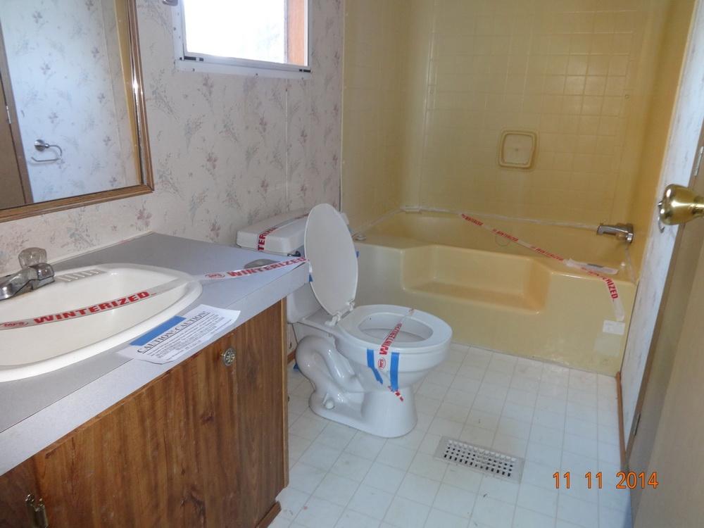 3368 Quarles Road Thaxton, VA 24174 - Photo 10 of 11 BATH
