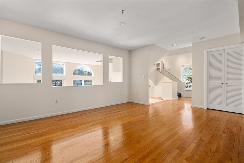 3 Catlin Road, Unit 3 Brookline, MA 02445 - Photo 8 of 12