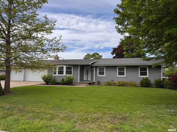 $179,900 | 834 East Franklin Street, Macomb, IL 61455