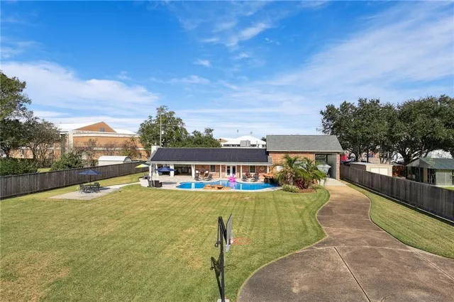 $1,295,000 | 67 Elmwood Drive, Destrehan, LA 70047