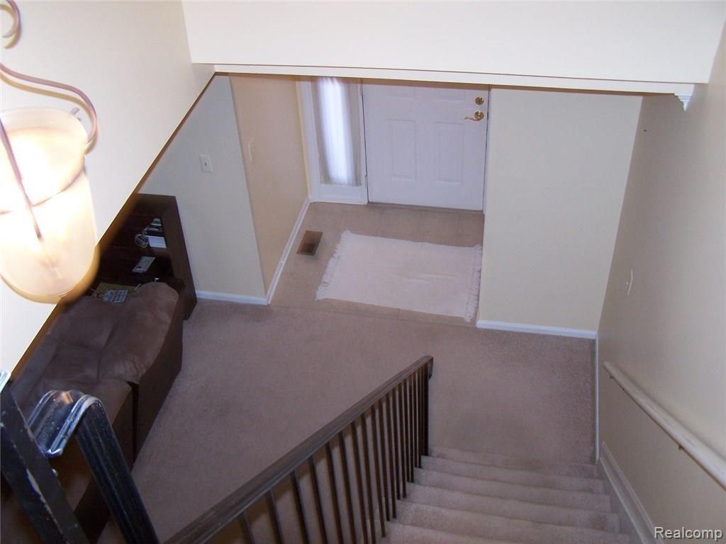 127 Meadow Ln Circle, Unit 10 Rochester, MI 48307 - Photo 2 of 20 100_1434.JPG