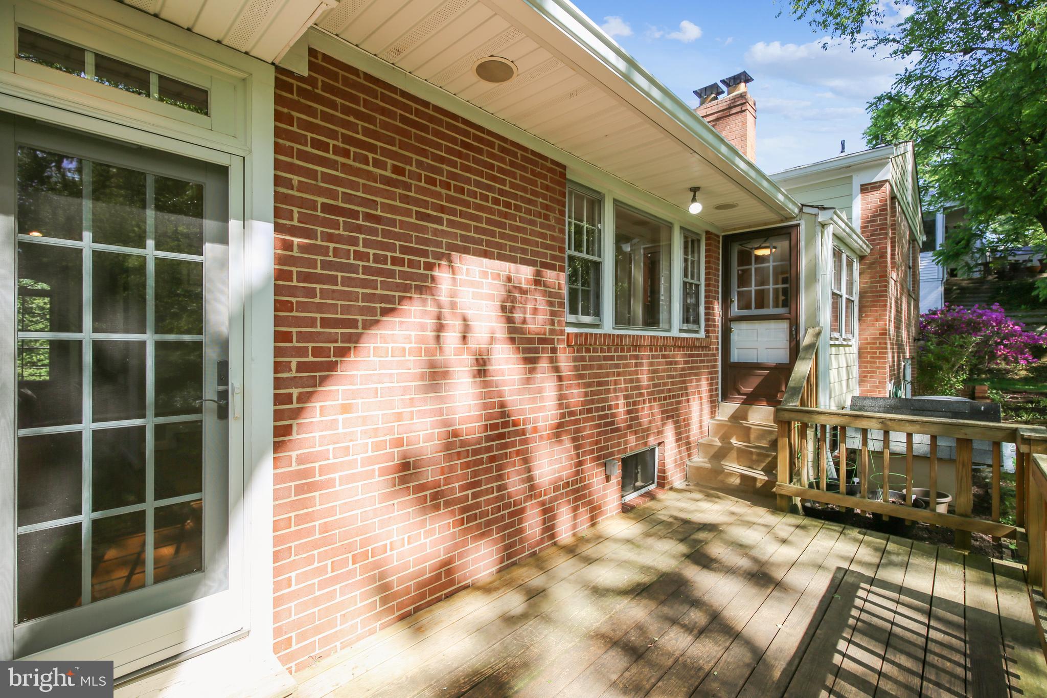 7733 Wellington Road Alexandria, VA 22306 - Photo 27 of 63 Gallery Image 27