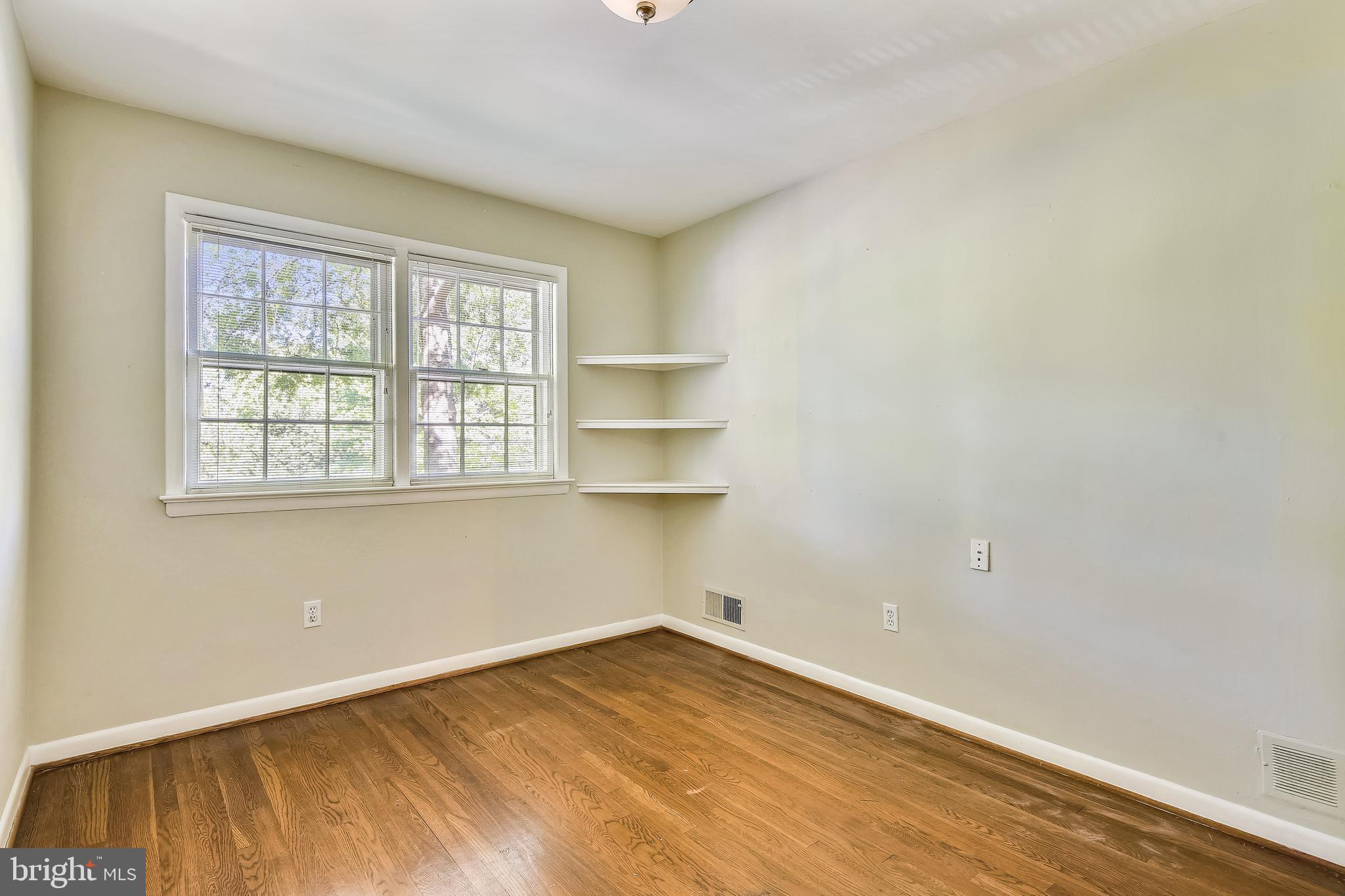 7733 Wellington Road Alexandria, VA 22306 - Photo 41 of 63 Gallery Image 41