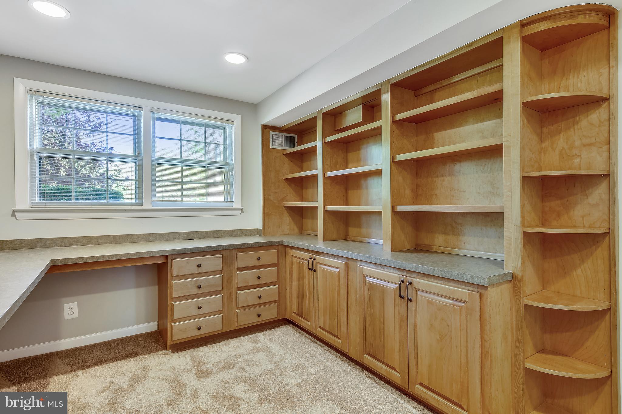 7733 Wellington Road Alexandria, VA 22306 - Photo 44 of 63 Gallery Image 44