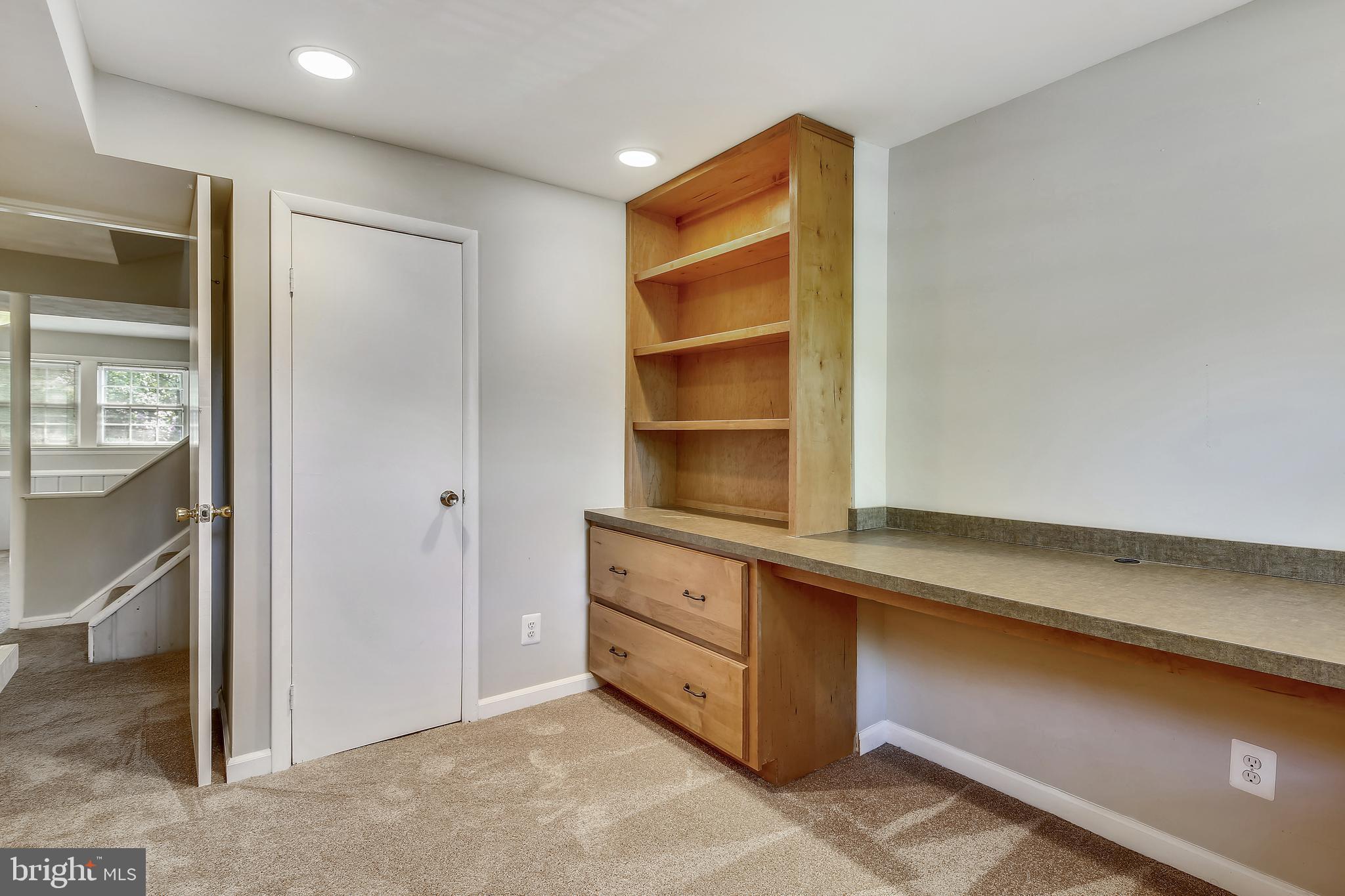 7733 Wellington Road Alexandria, VA 22306 - Photo 45 of 63 Gallery Image 45