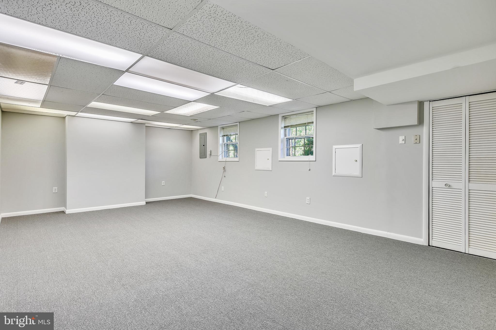7733 Wellington Road Alexandria, VA 22306 - Photo 48 of 63 Gallery Image 48